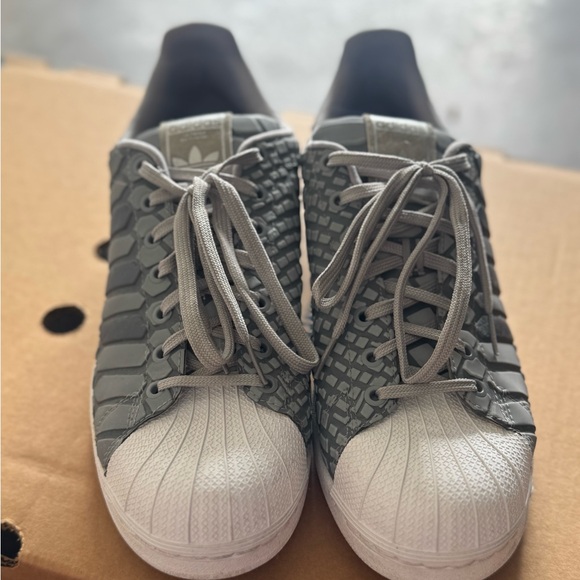 Adidas Gray and White Men's Sneakers - Picture 2 of 4